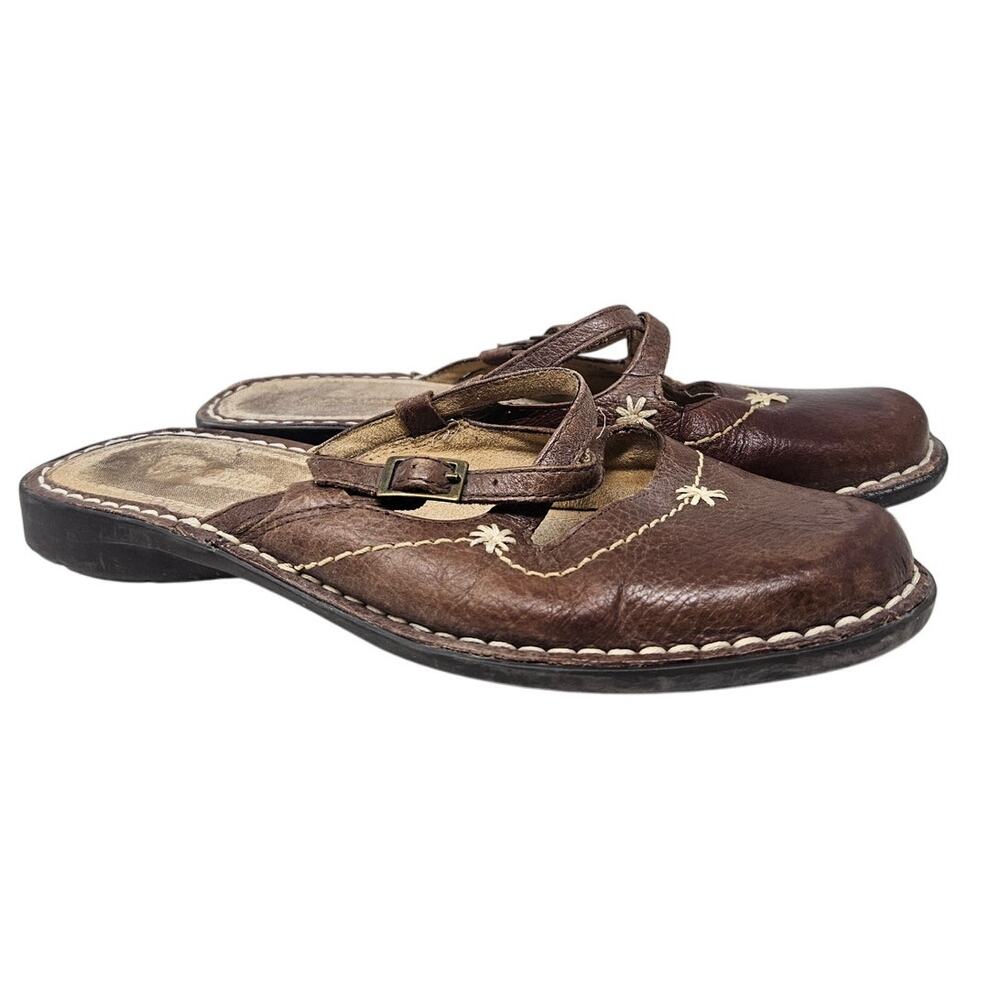 Vintage 90s Naturalizer 7.5 Brown Leather Slide Mule Clog Gorpcore Grunge